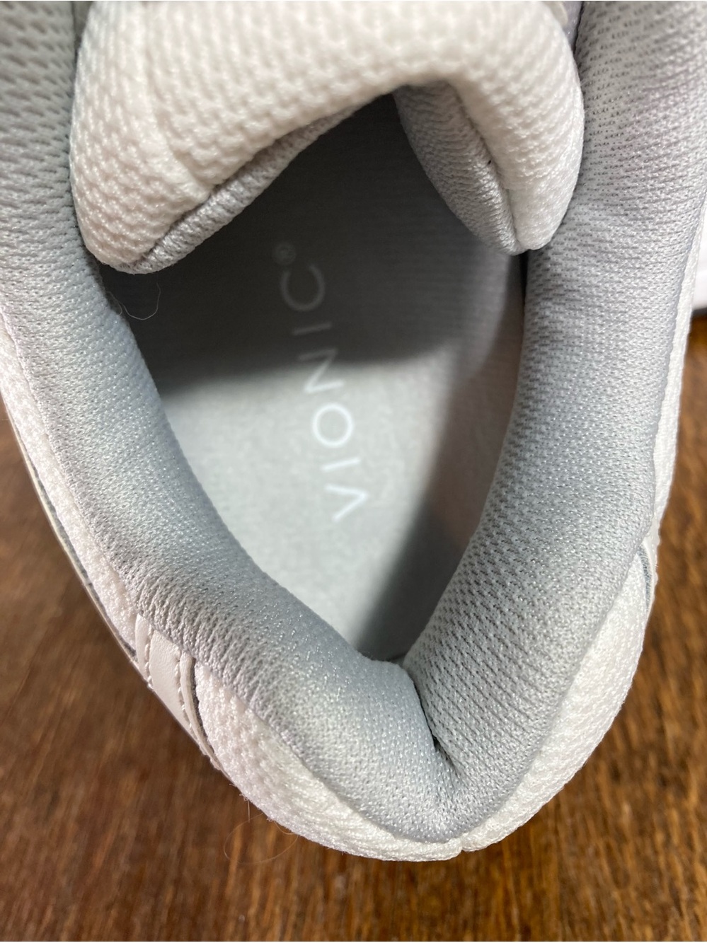 Vionic 23 Walk Leather Sneaker Women’s Size 9.5 White/Grey - Picture 6 of 11